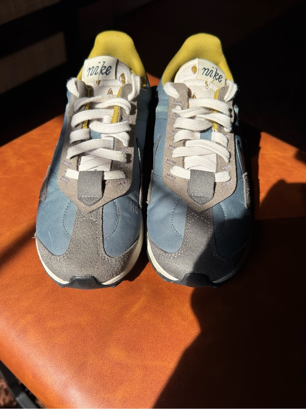 Nike Blue & Yellow Low-Top Trainers (women’s 8.5/mens 6.5)